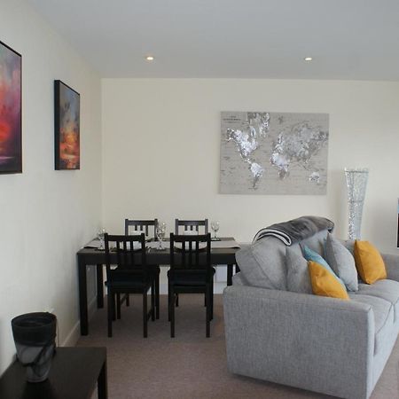 Coastal City Rooms - Waterfront Swansea Exterior photo
